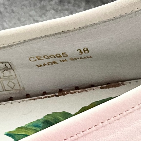 AUTH! NEW! Dolce & Gabbana Flat Rose Flower Printed Espadrilles Shoe 38 8 D&G - Picture 6 of 8